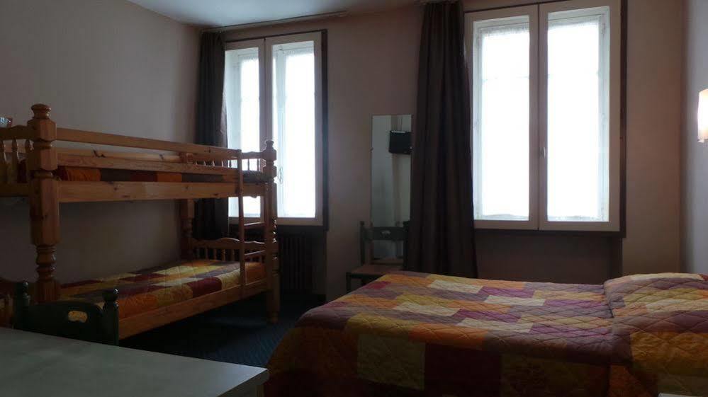 Logis Hotel Saint Jacques Valence  Eksteriør billede