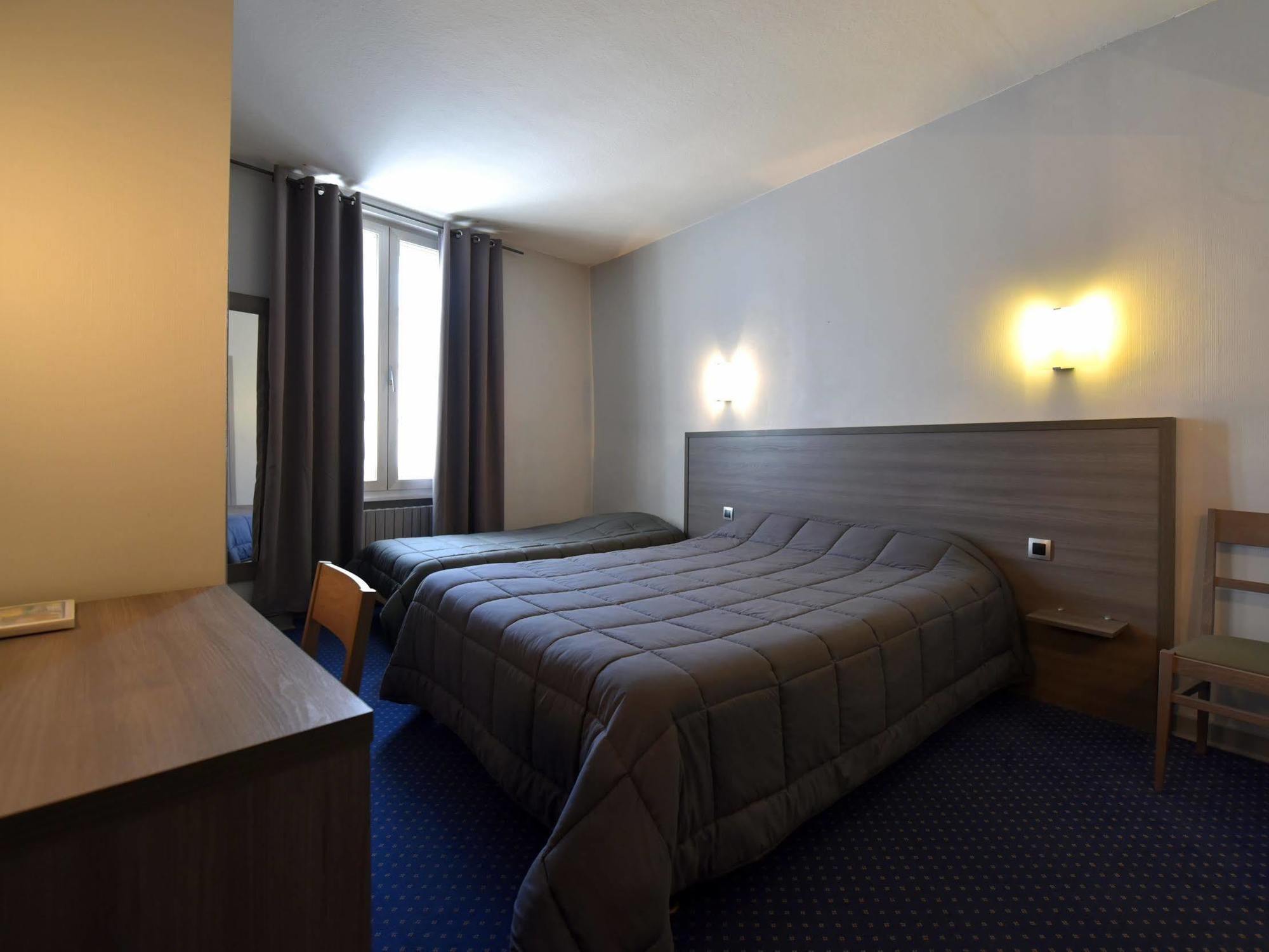 Logis Hotel Saint Jacques Valence  Eksteriør billede