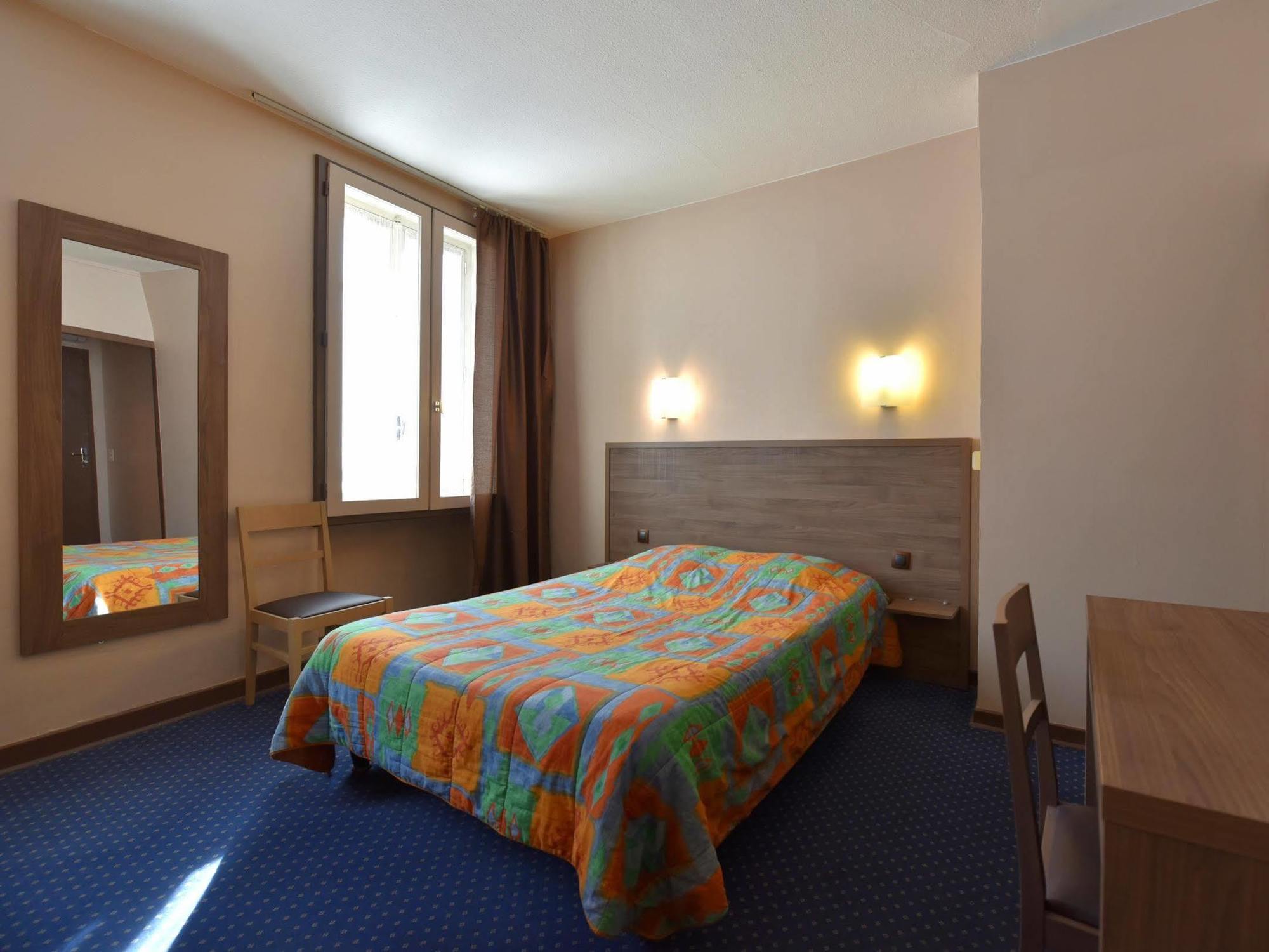 Logis Hotel Saint Jacques Valence  Eksteriør billede