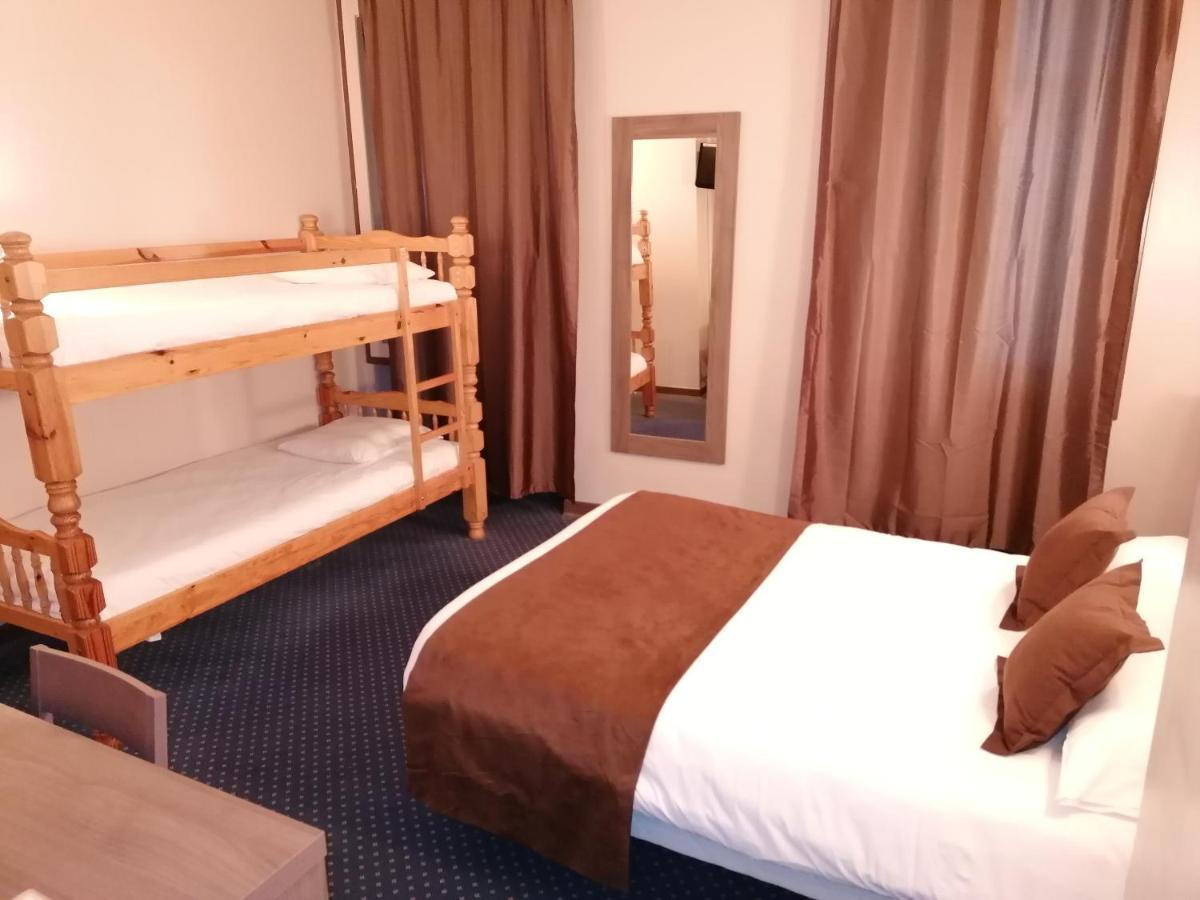 Logis Hotel Saint Jacques Valence  Eksteriør billede