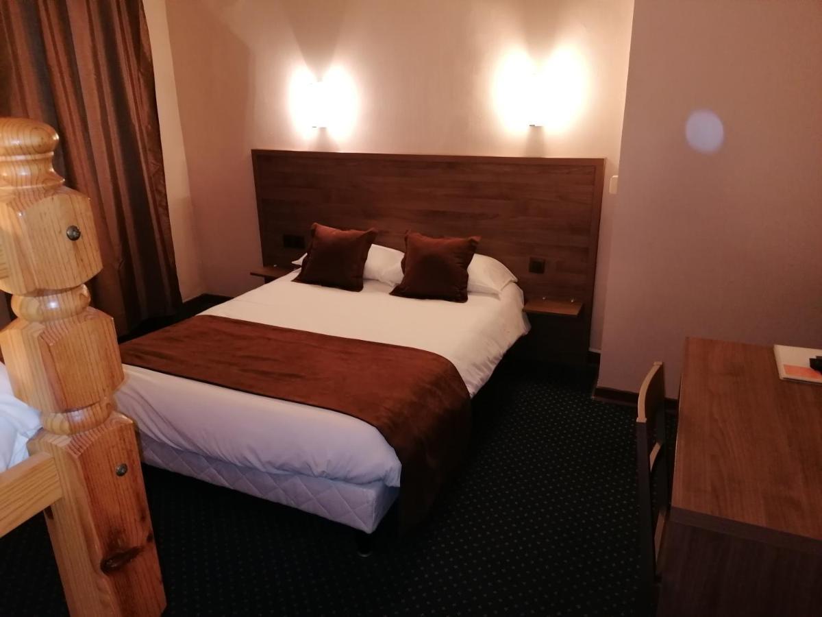 Logis Hotel Saint Jacques Valence  Eksteriør billede